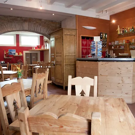 Le Floreal Hotel Bagnères-de-Luchon